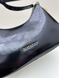 Givenchy New Fashion 4G Pendant Leather Underarm Bag Size: 18 x 30 x 8 CM
