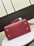 Loewe New Fashion Leather Handbag Size: 28.5 x 11 x 23 CM