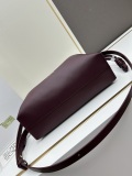 Loewe New Fashion Leather Lucky Bag Single Shoulder Crossbody Bag Size: 30x24.5x10.5 CM