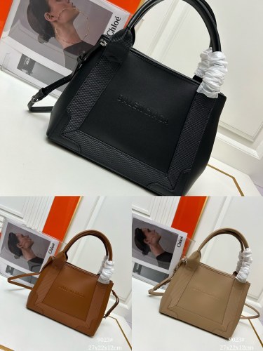 Balenciaga New Fashion Leather Handbag Crossbody Bag Size: 27 x 22 x 12 CM