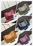 Loewe New Fashion Leather Handbag Size: 28.5 x 11 x 23 CM