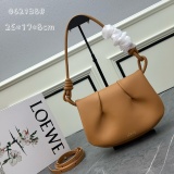 Loewe Fashion Spiral Knot Leather Handbag Underarm Bag Size: 25 x 17 x 8 CM