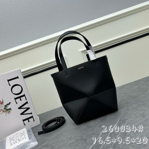 Loewe New Fashion Foldable Leather Handbag Crossbody Bag Size: 16.5x9.5x20 CM