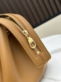 Loewe New Fashion Leather Handbag Size: 28.5 x 11 x 23 CM