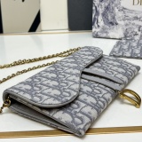 Dior New Classic Logo Printed Flip Chain Crossbody Bag Size: 19 x 9 x 3 CM