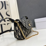 Dior Classic Full Embroidered Logo Chain Underarm Bag Crossbody Bag Size: 22x12x5 CM