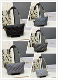 Dior New Classic Logo Printed Chain Hobo Bag Crossbody Bag Size: 22 x 14.5 x 10 CM