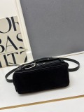 Loewe New Fashion Matte Leather Handbag Crossbody Bag Size: 24x16.5x10.5 CM