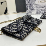 Dior New Classic Logo Printed Flip Chain Crossbody Bag Size: 19 x 9 x 3 CM