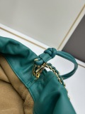 Loewe Fashion Wrinkle Knot Sheepskin Chain Shoulder Bag Crossbody Bag Size: 30 x 10.5 x 20 CM