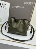 Loewe New Fashion Leather Lucky Bag Single Shoulder Crossbody Bag Size: 30x24.5x10.5 CM