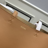 Loewe New Fashion Foldable Leather Handbag Crossbody Bag Size: 25.5x14.5x31.5 CM