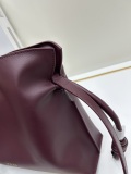 Loewe New Fashion Leather Lucky Bag Single Shoulder Crossbody Bag Size: 30x24.5x10.5 CM