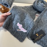 Louis Vuitton Classic Embroidered Knitted Wool Scarf Hat Set