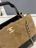 Chanel Classic CC Color Blocked Leather Chain Tote Bag Size: 31x21 CM