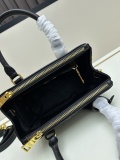 Prada New Classic Triangle Logo Handbag Diagonal Cross Bag Size: 20x15x9.5 CM