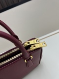 Prada New Classic Triangle Logo Handbag Diagonal Cross Bag Size: 20x15x9.5 CM