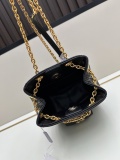 Dior New Classic Lingge Sheepskin Chain Double Shoulder Rich Bucket Backpack Size: 15x19 x8.5 CM
