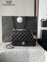 Chanel New Classic Double C Sheepskin Flip Chain Shoulder Bag Size: 14.5x23.5x7 CM Chanel New Classic Double C Sheepskin Flip Chain Shoulder Bag Size: 14.5x23.5x7 CM