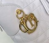 Dior New Classic Retro Oil Wax Leather Shoulder Bag Size: 23x15x10 CM