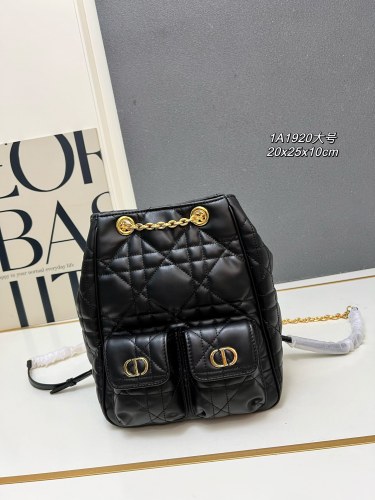 Dior New Classic Lingge Sheepskin Backpack Bucket Bag Size: 20x25 x10.5CM