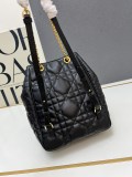 Dior New Classic Lingge Sheepskin Backpack Bucket Bag Size: 20x25 x10.5CM
