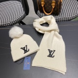 Louis Vuitton Couple Fashion Wool Scarf Hat Set