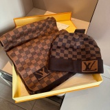 Louis Vuitton Men's Classic Knitted Wool Scarf Hat Set 