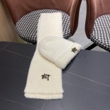 Dior Couple Fashion Versatile Knitted Hat Scarf Set