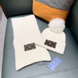 Louis Vuitton New Couple Fashion Wool Scarf Hat Set