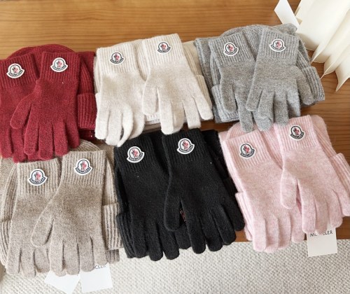 Moncler New Classic Versatile Flanged Wool Knitted Wool Hat Scarf Glove Set