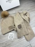 Loewe New Couple Fashion Versatile Ball Hat Scarf Set