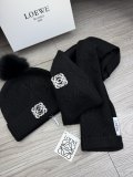 Loewe New Couple Fashion Versatile Ball Hat Scarf Set