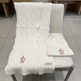Moncler New Couple Classic Versatile Wool Hat Scarf Set