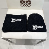 Louis Vuitton New Couple Classic Versatile Wool Hat Scarf Set