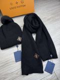 Louis Vuitton New Couple Fashion Versatile Ball Hat Scarf Set