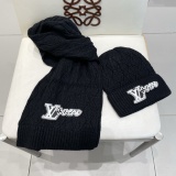 Louis Vuitton New Couple Classic Versatile Wool Hat Scarf Set