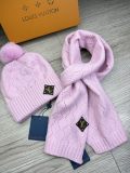Louis Vuitton New Couple Fashion Versatile Ball Hat Scarf Set