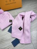 Louis Vuitton New Couple Fashion Versatile Ball Hat Scarf Set