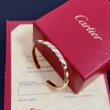 Cartier New Couple Classic Fashion Diamond Bracelet