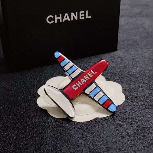Chanel New Fashion Versatile Acrylic Airplane Brooch