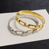 Louis Vuitton New Clover Logo Tank Interlocking Hollow Bracelet