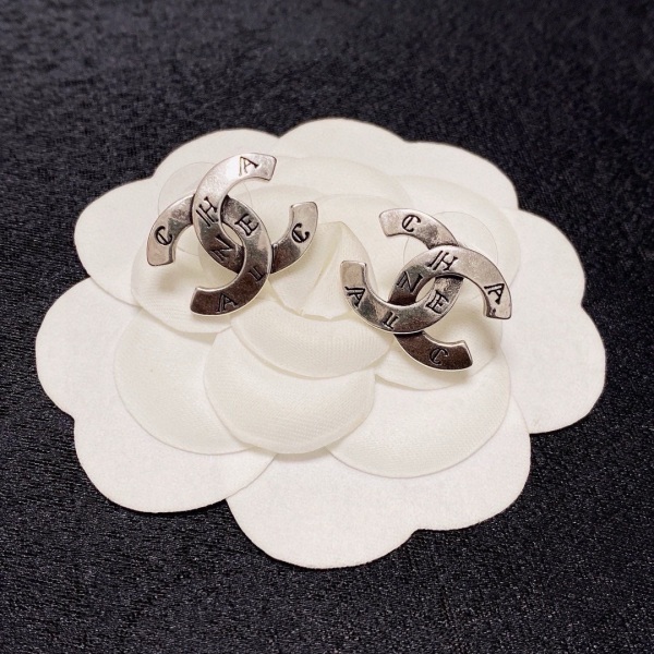 Chanel Fashion Double C Retro Earrings