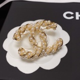 Chanel New Couple Fashion Pearl Versatile BroochChanel New Couple Fashion Pearl Versatile Brooch