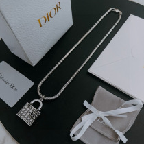 Dior New Couple Fashion Bag Pendant Punk Retro Silver Necklace 60cm Dior New Couple Fashion Bag Pendant Punk Retro Silver Necklace 60cm