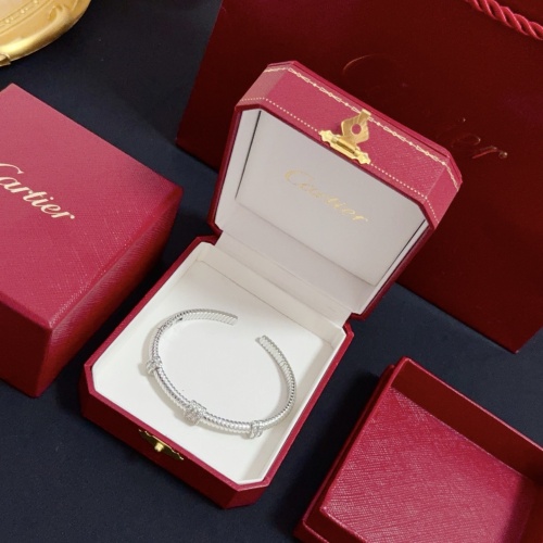 Cartier New Couple Classic Fashion Diamond Bracelet