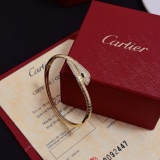 Cartier New Couple Fashion Diamond Inlaid Snakehead Bracelet