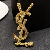 Yves Saint Laurent New Retro Vintage Versatile Brooch Yves Saint Laurent New Retro Vintage Versatile Brooch