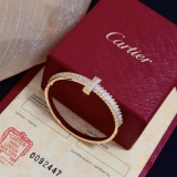 Cartier New Couple Classic Fashion Diamond Bracelet