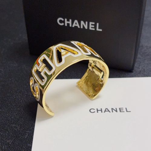 Chanel New Fashion Versatile Wide Hollow Bracelet